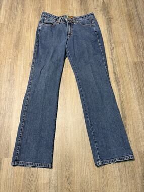 Vintage Aura Wrangler Women's Short Rise Straight-Leg Jeans